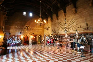 Great Hall Empty (4)